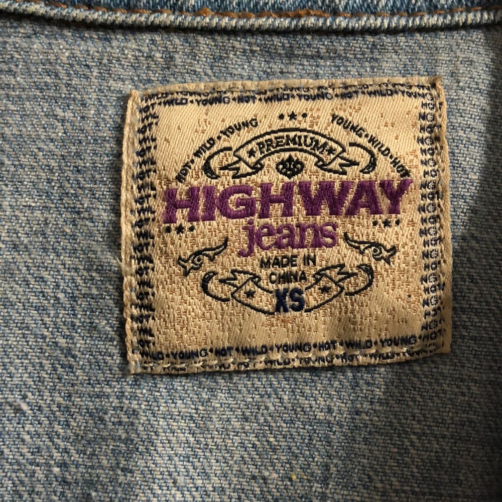 Jean jacket - Picture 2 of 4